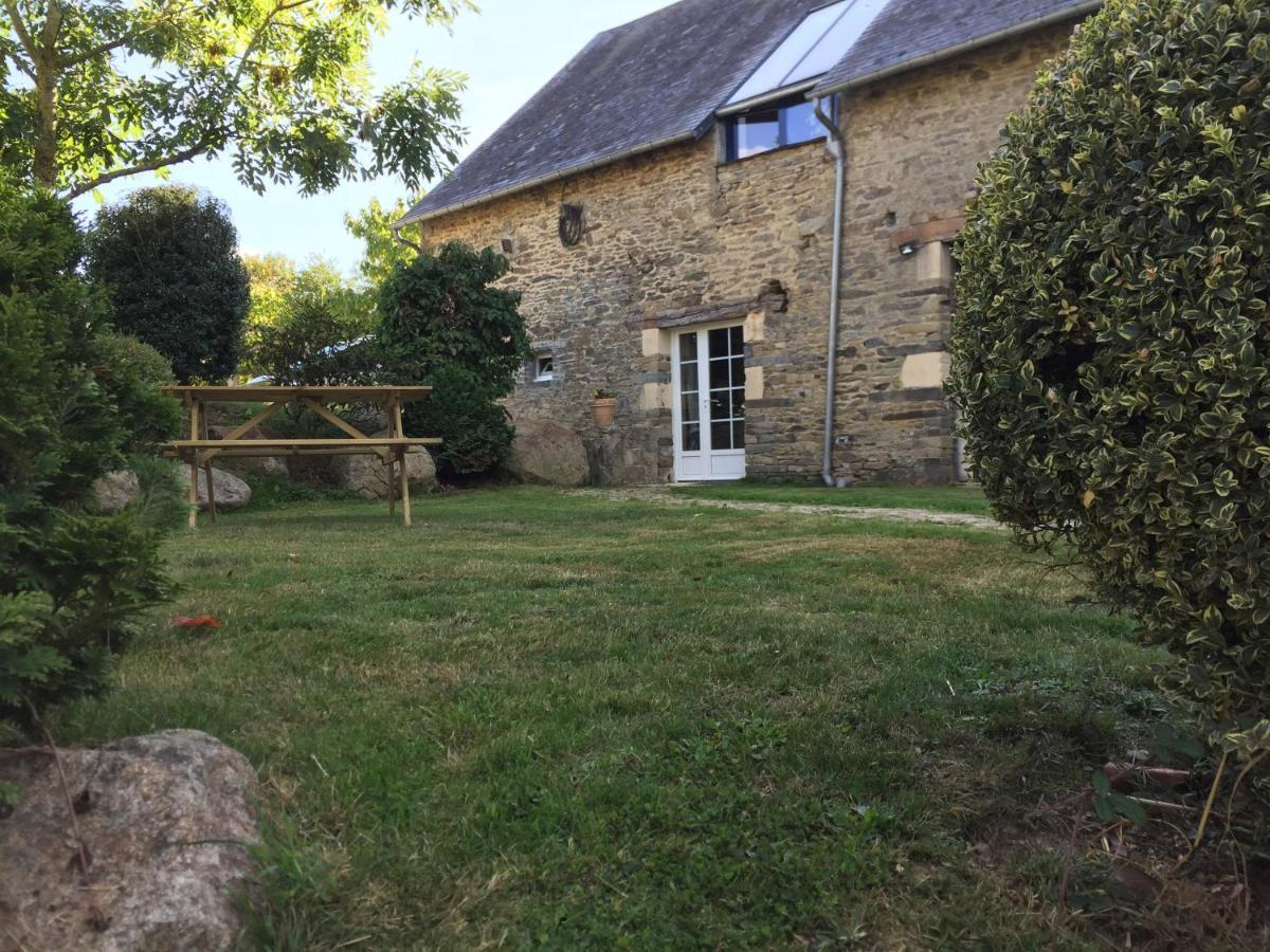 Etang Fleuri Bed and Breakfast Cahagnes Buitenkant foto
